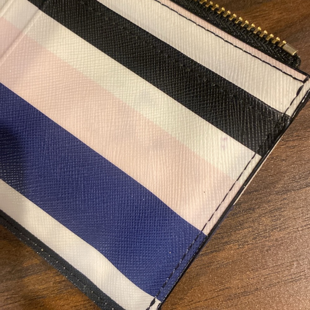 Kate Spade Key Wallet - Picture 7 of 9